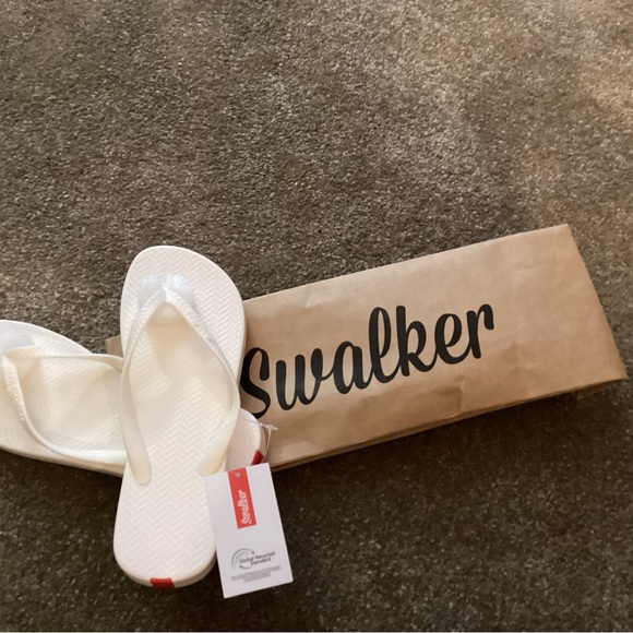 SWALKER Classic White Sandals - Picture 2 of 5